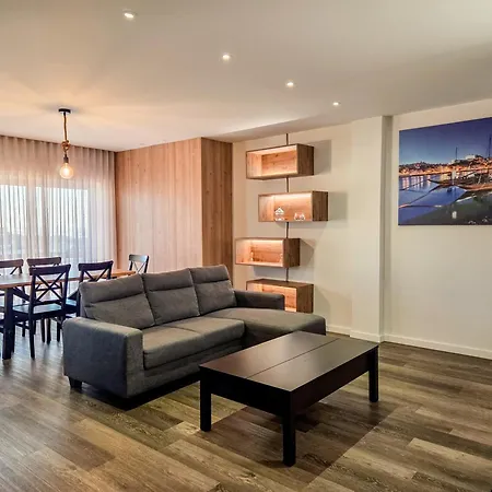 Ocean Breeze - Comfortable Ap Close To The Bicas