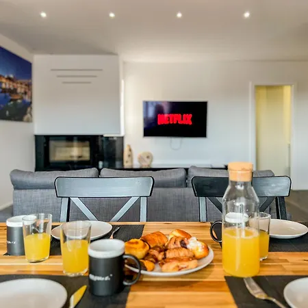 Apartment Ocean Breeze - Comfortable Ap Close To The *