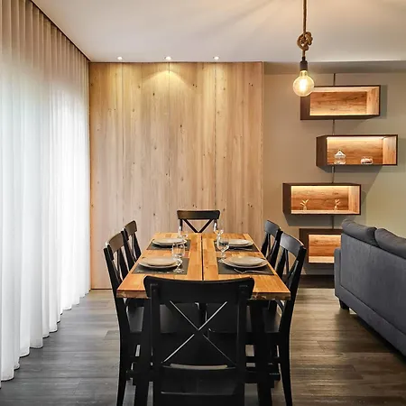 Ocean Breeze - Comfortable Ap Close To The Bicas